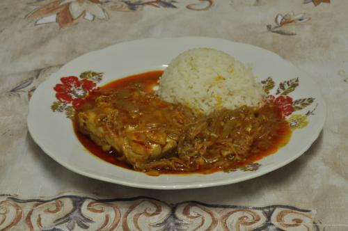 Ryba s klíčky mungo na červeno – Střední recept z Thajsko kuchyně, hotový za 30 - 45 minut